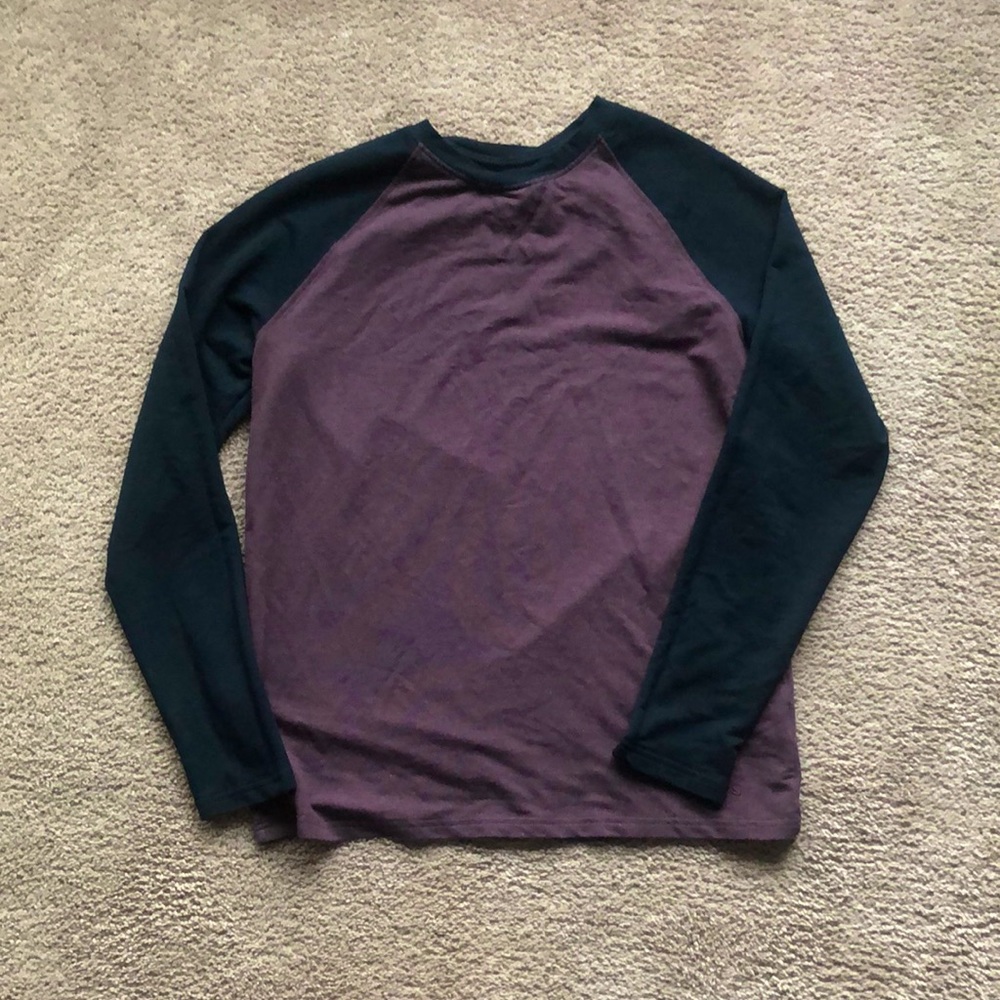 Longsleeve black and purple Orvis comfy tee NWOT